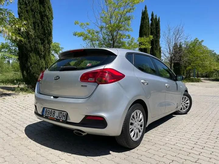 Kia Cee`d • 2015 • 104,000 km 1