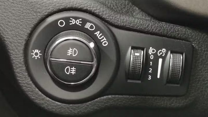 Fiat 500X • 2023 • 68,181 km 10