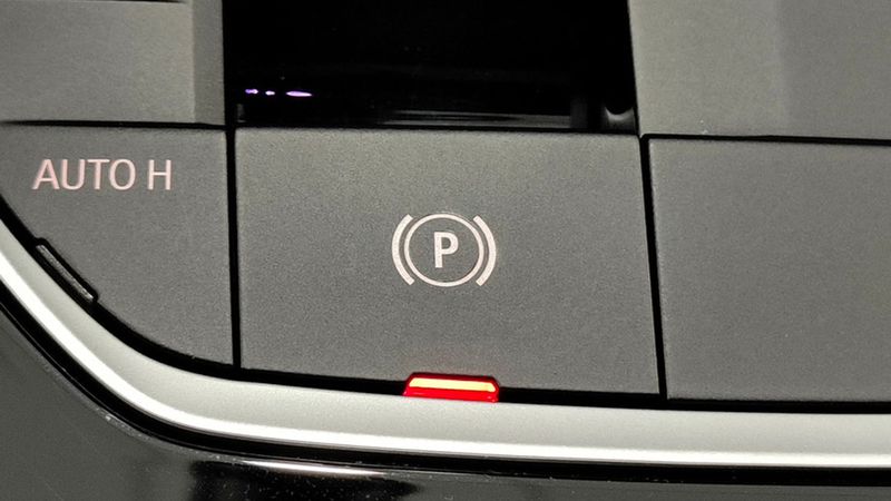 BMW 1 Series • 2024 • 3,264 km 46