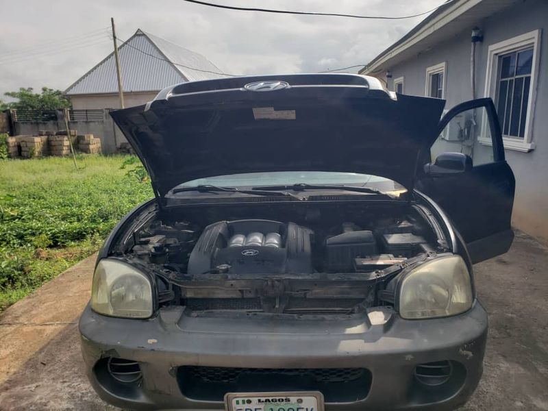 Hyundai Santa Fe • 2007 • 50,000 km 10