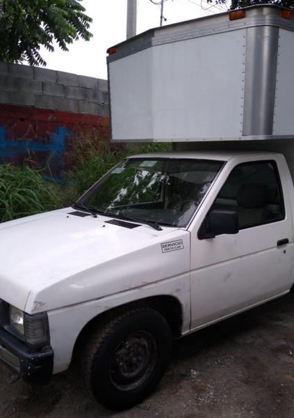 Nissan Pickup • 2004 • 140 km 6