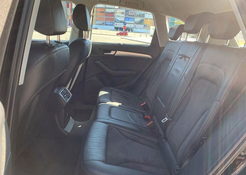 Audi Q5 • 2015 • 241,000 km 4