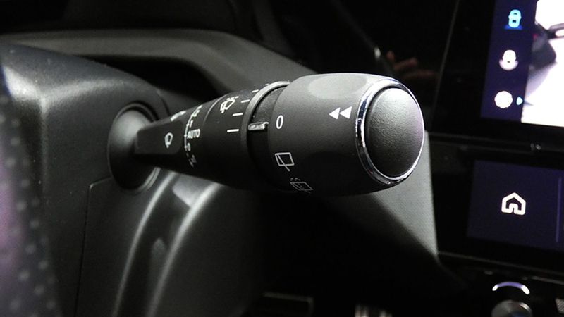 Peugeot 308 • 2021 • 42,107 km 31