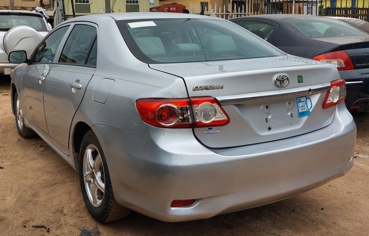 Toyota Corolla • 2009 • 64 km 2