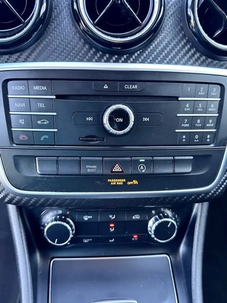 Mercedes-Benz GLA • 2017 • 79,900 km 13
