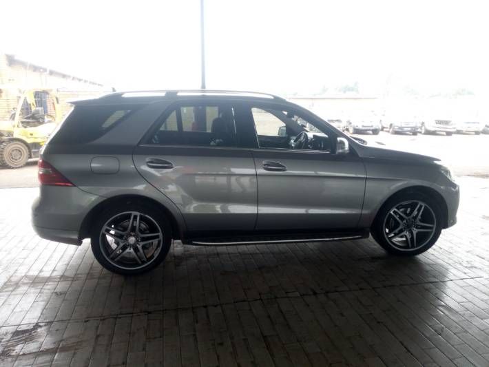 Mercedes-Benz ML350 • 2014 • 103,525 km 3