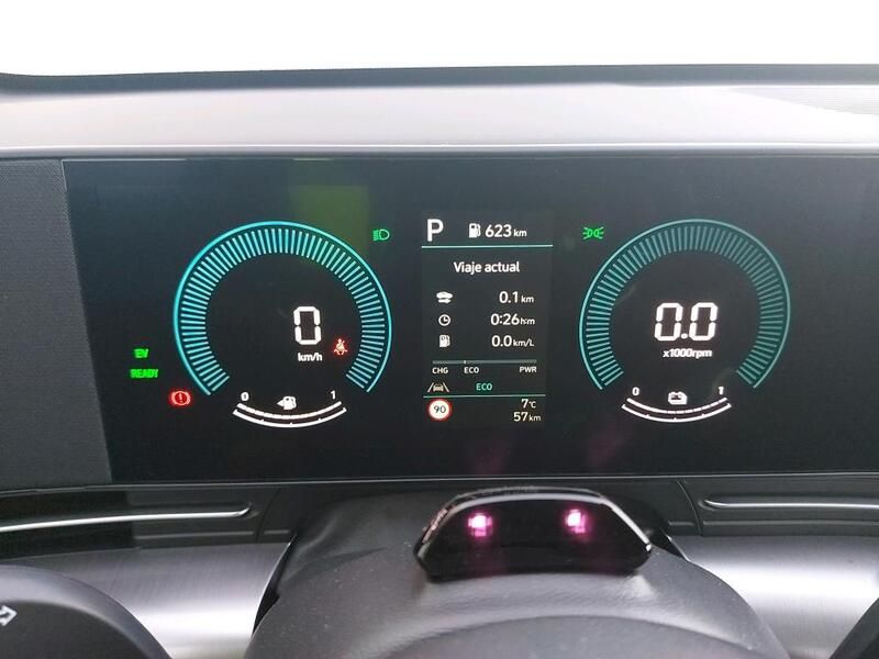 Hyundai Kona • 2025 • 57 km 9