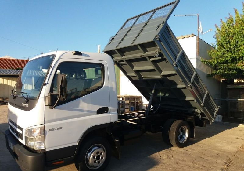 Mitsubishi Fuso canter • 2010 • 170,000 km 2