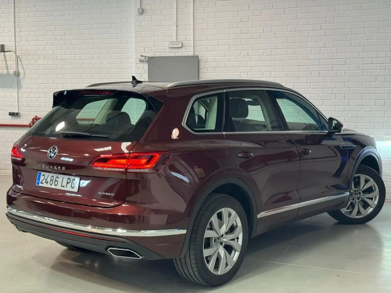 Volkswagen Touareg • 2021 • 96,000 km 3