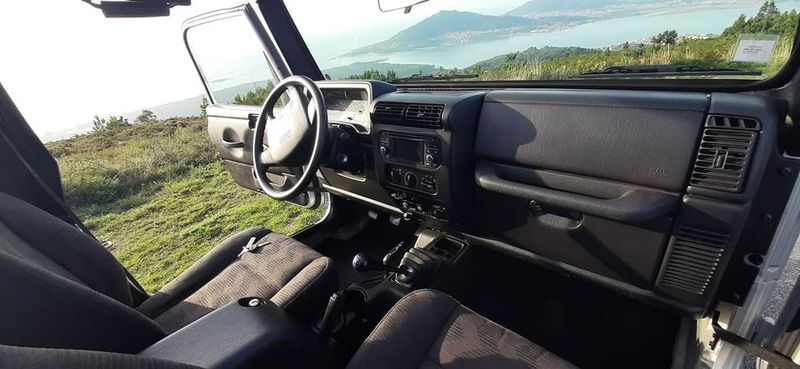 Jeep Wrangler • 2003 • 66,000 km 3