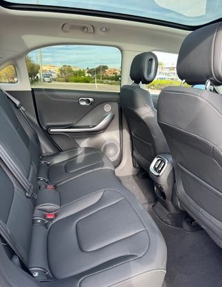 Smart EQ fortwo • 2023 • 4,000 km 8