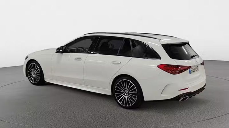 Mercedes-Benz C-Class • 2022 • 62,662 km 5