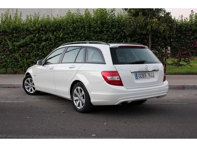 Mercedes-Benz C-Class • 2012 • 194,000 km 6