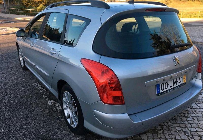 Peugeot 308 • 2010 • 150,000 km 3