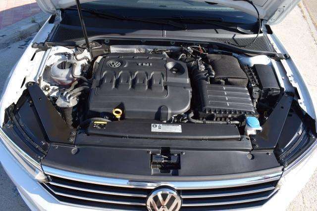 Volkswagen Passat • 2016 • 212,000 km 16
