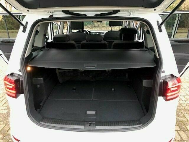 Volkswagen Touran • 2018 • 87,400 km 5