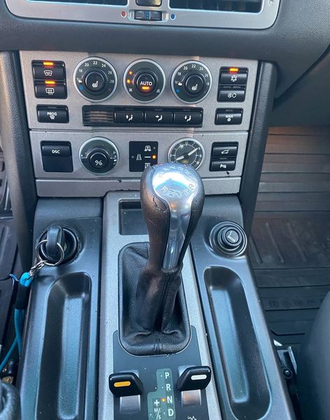 Land Rover LR3 • 2002 • 30,000 km 5