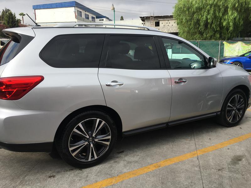 Nissan Pathfinder • 2017 • 71,000 km 2