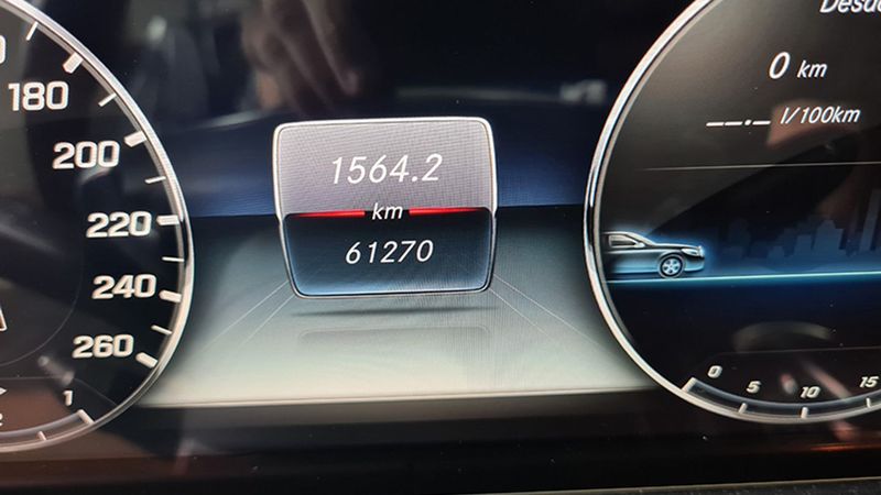 Mercedes-Benz E Cabrio • 2019 • 61,279 km 22