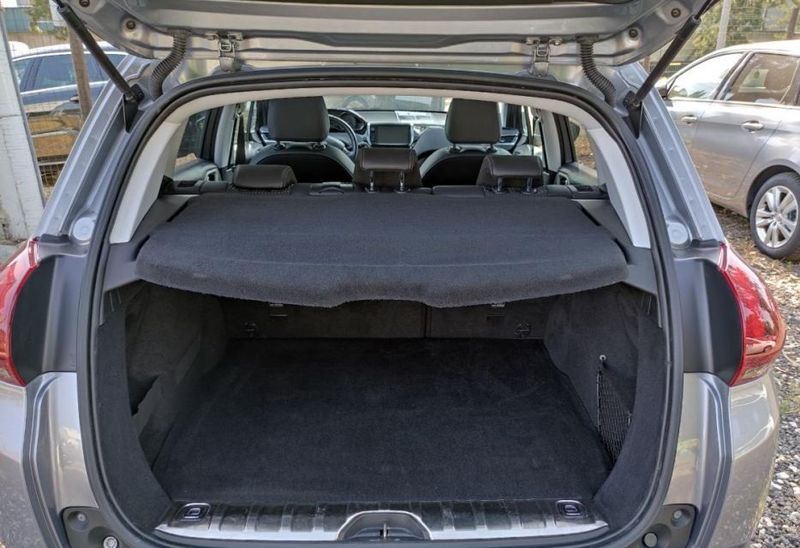 Peugeot 2008 • 2008 • 130,000 km 3