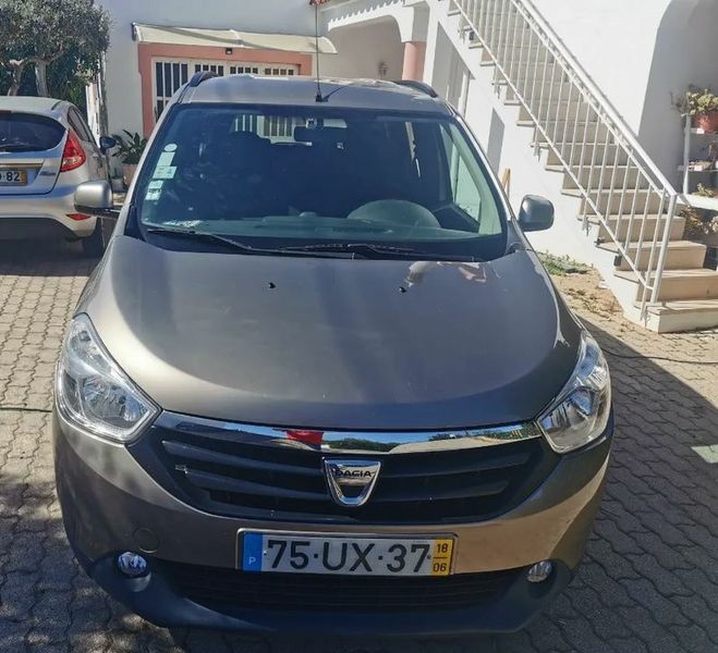 Dacia Lodgy • 2015 • 260,800 km 1