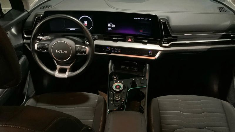 Kia Sportage • 2023 • 9,900 km 7