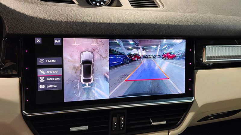 Porsche Cayenne • 2020 • 35,000 km 11