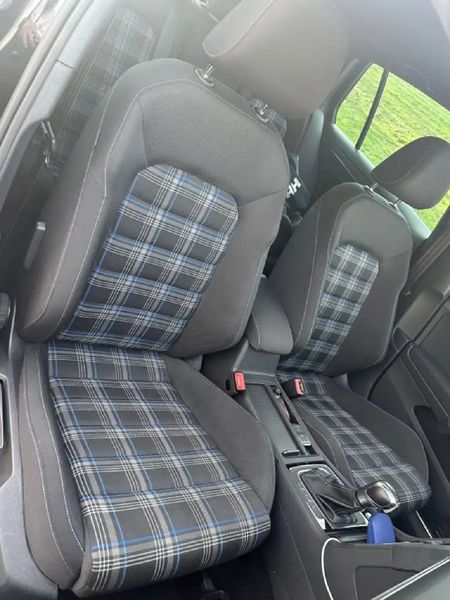 Volkswagen Golf • 2020 • 99,000 km 10