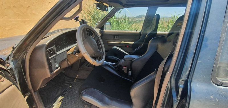 Toyota 4-Runner • 1994 • 222,000 km 3