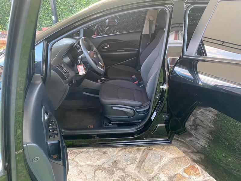 Kia Rio sedan • 2016 • 28,500 km 2