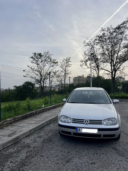 Volkswagen Golf • 2001 • 192,000 km 6
