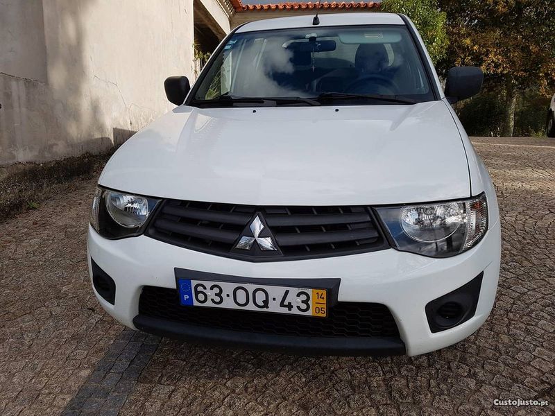 Mitsubishi L200 • 2014 • 200,000 km 1