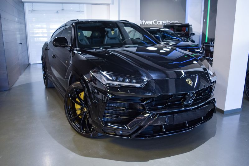 Lamborghini Urus • 2022 • 25,000 km 1