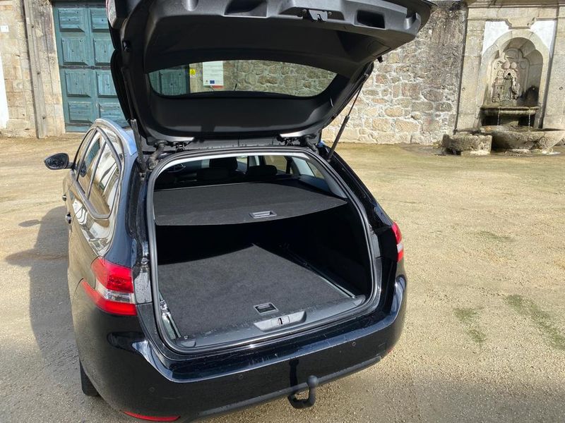 Peugeot 308 • 2016 • 124,000 km 13