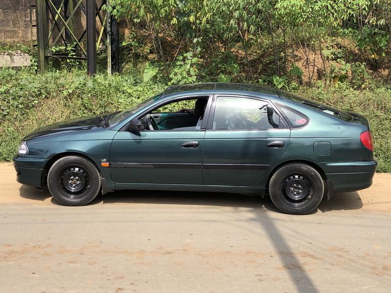 Toyota Avensis • 2000 • 113,997 km 1