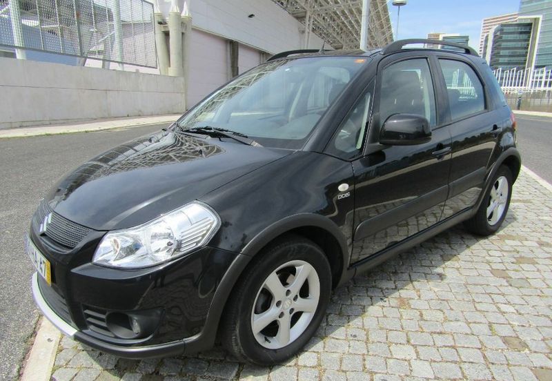 Suzuki SX4 • 2008 • 136,000 km 2