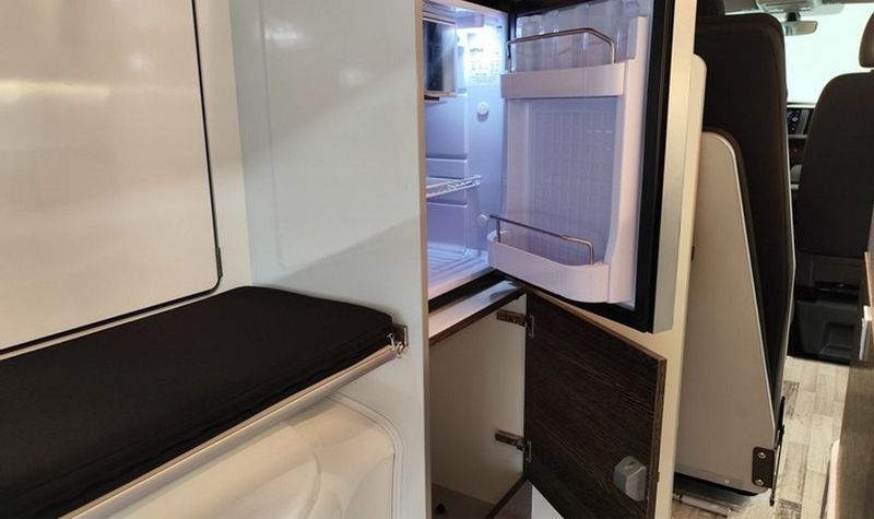 Volkswagen California • 2023 • 48,000 km 9