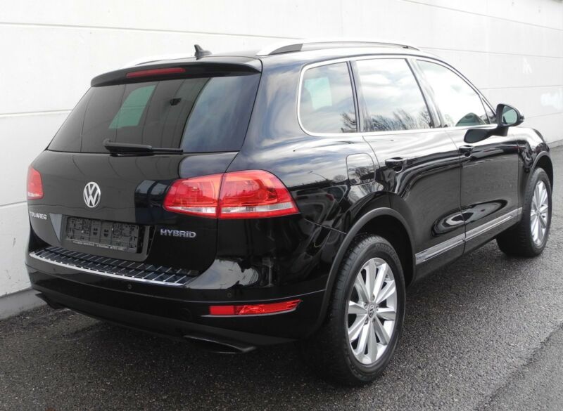 Volkswagen Touareg • 2012 • 119,996 km 18