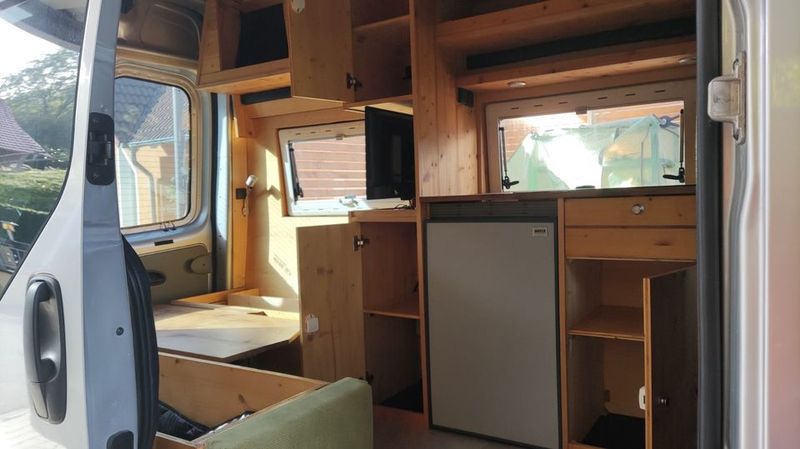 Renault Master • 2010 • 81,804 km 6