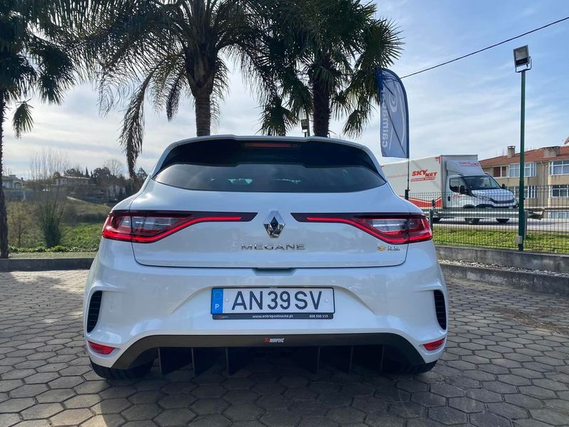 Renault Mégane • 2018 • 60,000 km 3