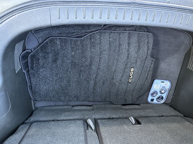 Nissan Cube • 2010 • 72,500 mi 8