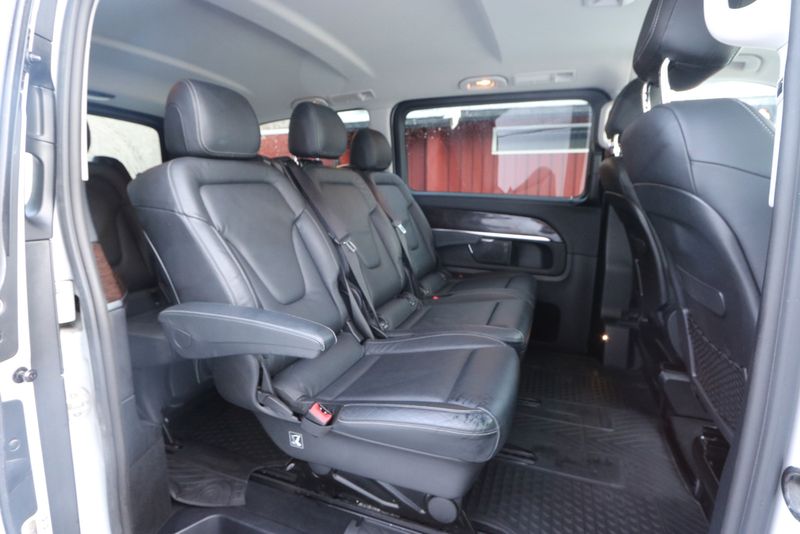 Mercedes-Benz 210 Van • 2015 • 132,000 km 15