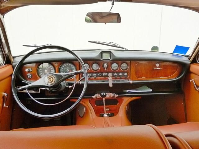 Jaguar Daimler • 1966 • 185,000 km 6