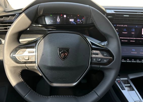 Peugeot 308 • 2024 • 8,300 km 21