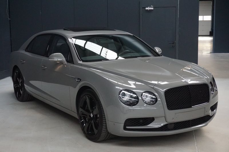 Bentley Flying Spur • 2020 • 127,000 km 2