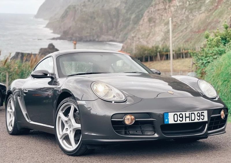 Porsche Cayman • 2008 • 78,000 km 3