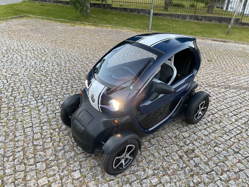 Renault Wind • 2015 • 60,000 km 2