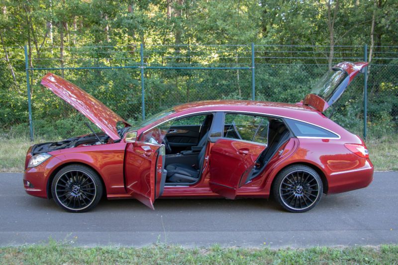 Mercedes-Benz CLS • 2014 • 144,991 km 14