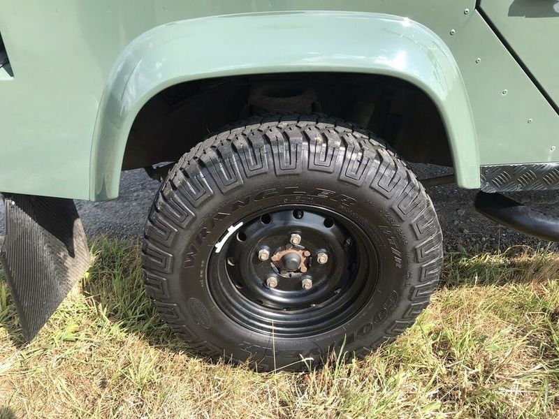 Land Rover Defender • 2012 • 75,000 km 14