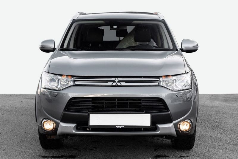Mitsubishi Outlander • 2015 • 111,500 km 1